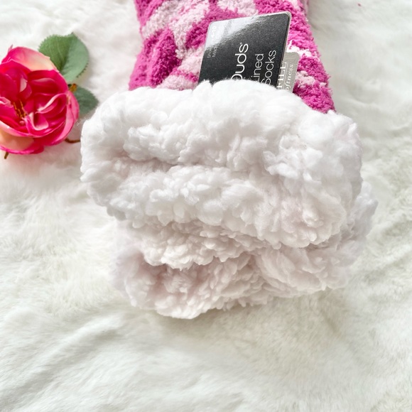 New with tags CUDDL DUDS SHERPA LINED LOUNGE SOCKS w/PLUSHFILL SUPER COMFORTABLE - Picture 3 of 3